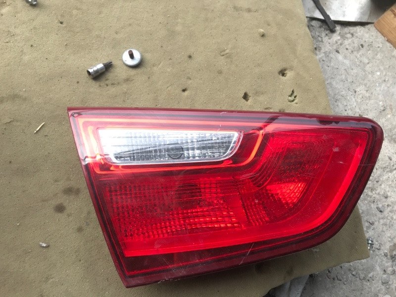 Фонарь внутренний задний левый KIA OPTIMA TF 11-16 92403-4C500 Б/У