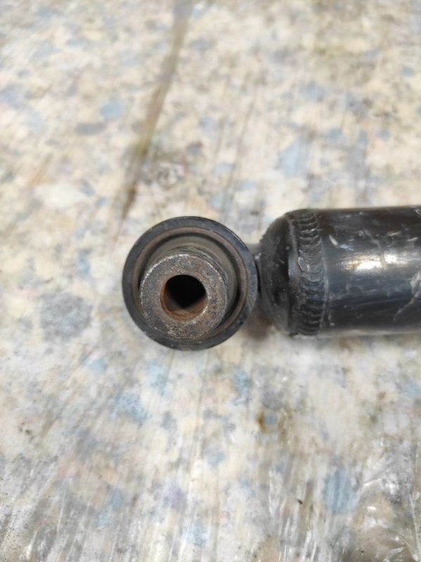 Амортизатор задний ACURA MDX (YD2) 06-13 Внедорожник Амортизатор задний ACURA MDX (YD2) 06-13 Внедорожник