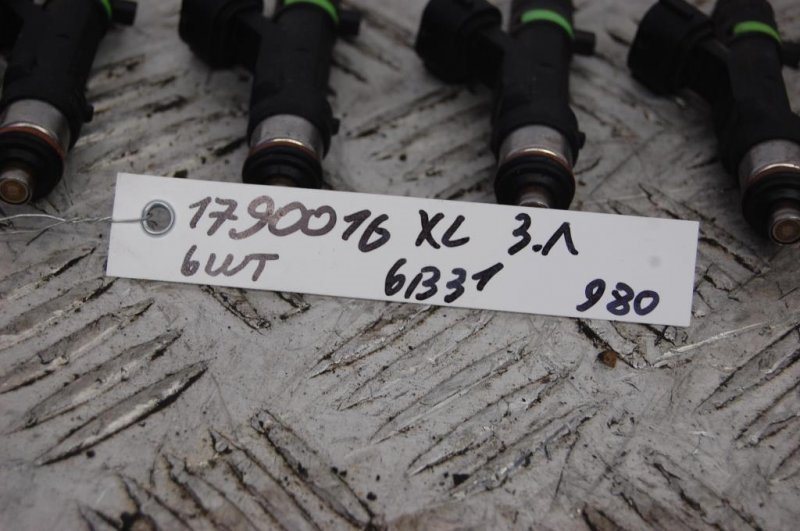 Форсунка топливная MITSUBISHI OUTLANDER XL 05-13 2007 Внедорожник 3.0 1465A080 Б/У