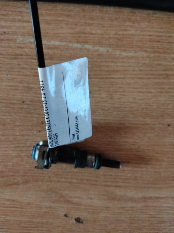 Форсунка топливная LANCER X 10 07-15 2.0   4B11