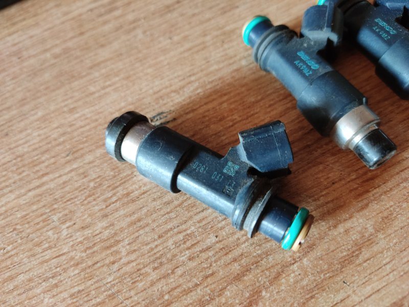 Форсунка топливная MITSUBISHI GALANT 03-12 0281 031 13 Б/У