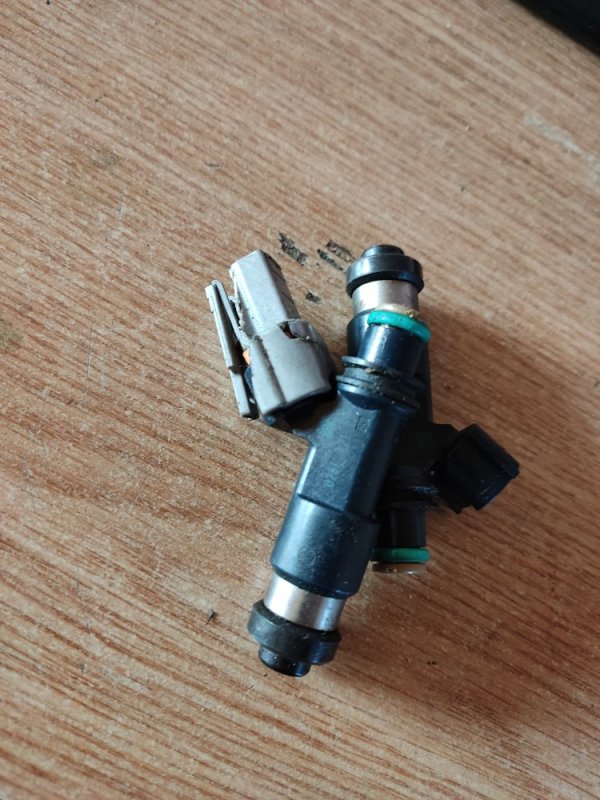 Форсунка топливная GALANT 03-12