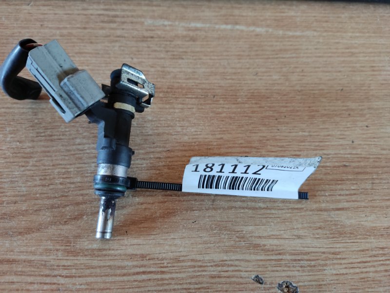 Запчасть форсунка топливная MITSUBISHI LANCER X 10 07-15 2010 Седан 2.0 4B11 1465A029 Б/У Форсунка топливная MITSUBISHI LANCER X 10 07-15 2010 Седан 2.0 4B11 1465A029 Б/У