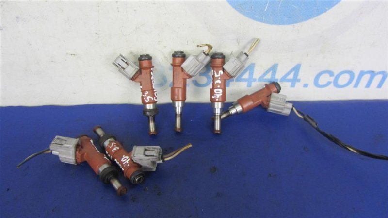 Форсунка топливная TOYOTA CAMRY 40 06-11 2GR 23209-31050 Б/У