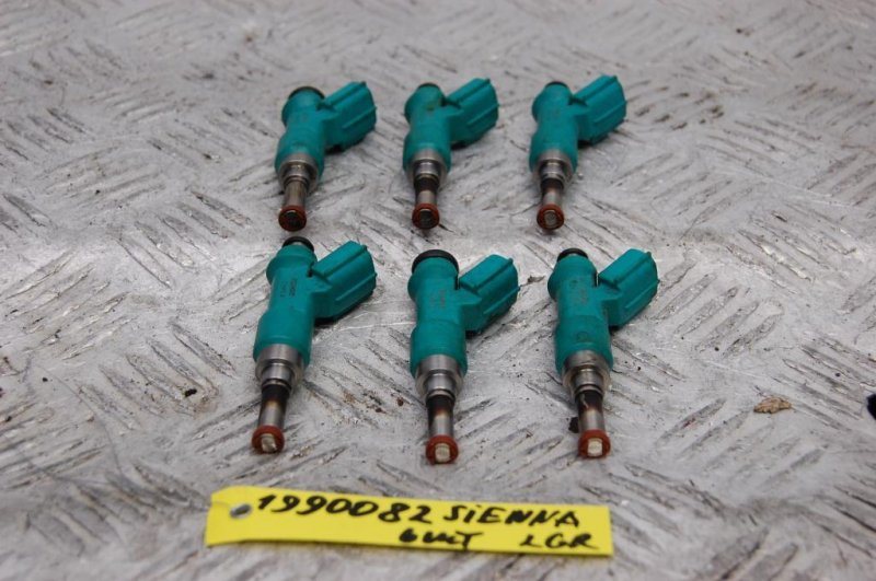 Запчасть форсунка топливная TOYOTA SIENNA 11-16 23209-0P010 Б/У Форсунка топливная TOYOTA SIENNA 11-16 23209-0P010 Б/У