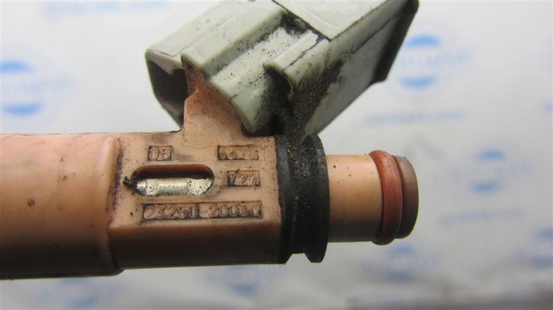 Форсунка топливная TOYOTA SOLARA 03-09 MCV31 Кабриолет 3.3 3MZFE Форсунка топливная TOYOTA SOLARA 03-09 MCV31 Кабриолет 3.3 3MZFE