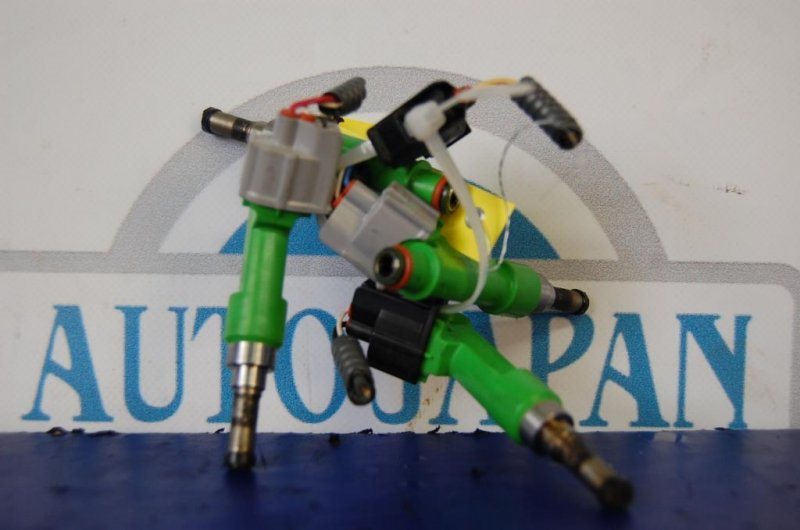 Форсунка топливная CAMRY 50 12-15 Форсунка топливная CAMRY 50 12-15