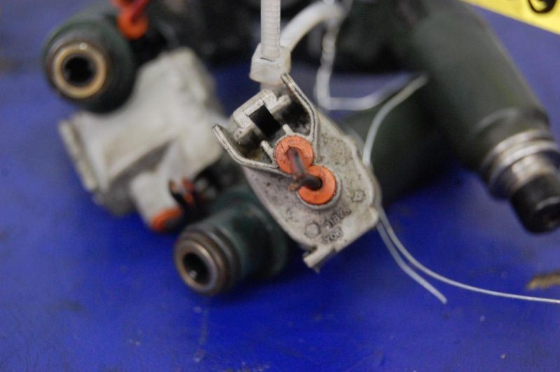 Форсунка топливная TOYOTA CELICA 99-06 Форсунка топливная TOYOTA CELICA 99-06