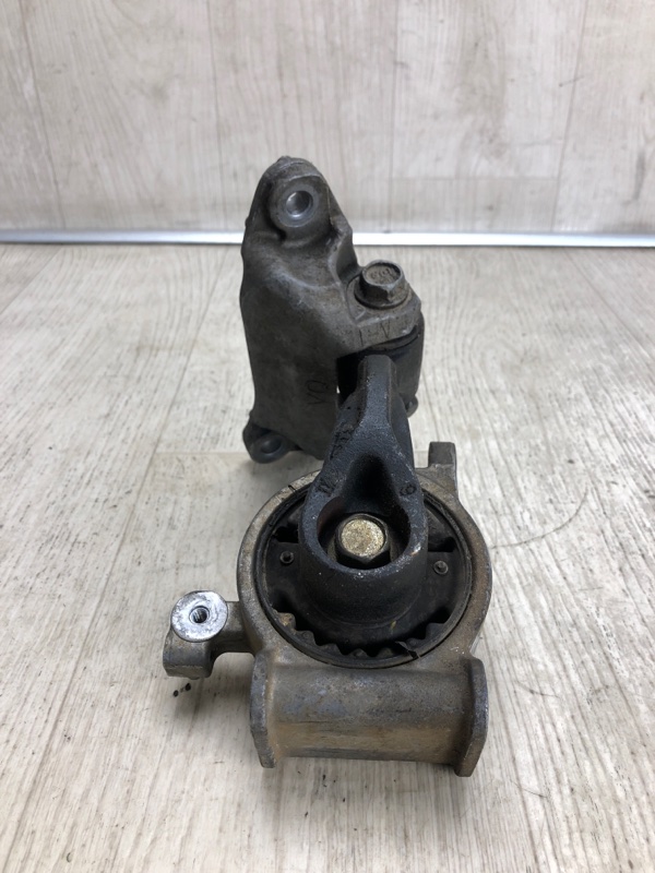 Подушка двигателя нижняя правая NISSAN PATHFINDER R52 12-21 R52 3.5 VQ35DE