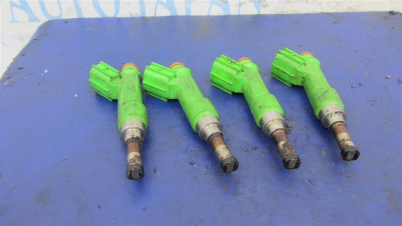 Форсунка топливная TOYOTA VENZA 09-16 2009 AGV15 2.7 1ARFE 23209-39175 Б/У