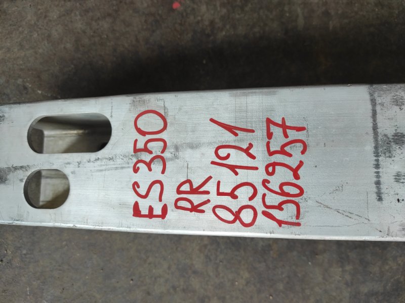 Усилитель заднего бампера ES350 06-12