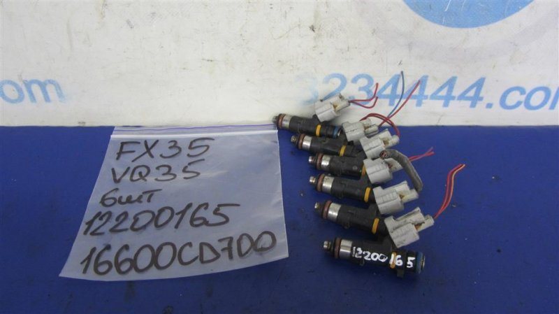 Форсунка топливная INFINITI FX S50 03-08 VQ35 16600-CD700 Б/У