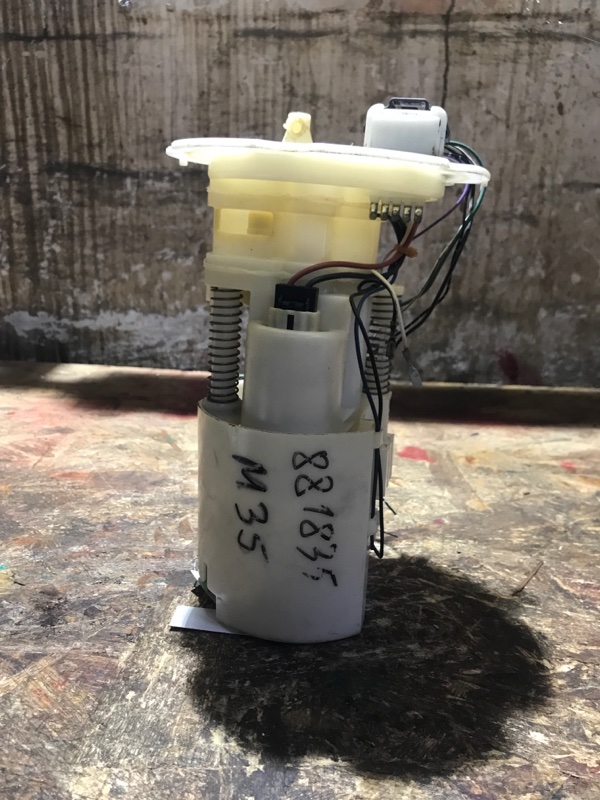 Топливный насос INFINITI M35/M45 04-10 2008 Седан 3.5 VQ35DE 17040-EH11A Б/У