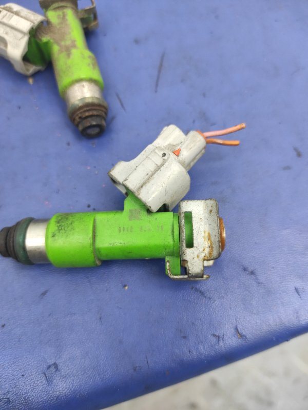 Форсунка топливная INFINITI FX S50 03-08 0 280 158 042 Б/У