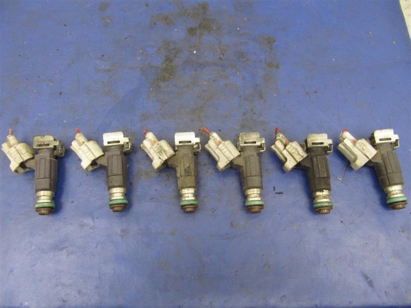 Форсунка топливная INFINITI G35 03-07 3.5 16600-CD701 Б/У