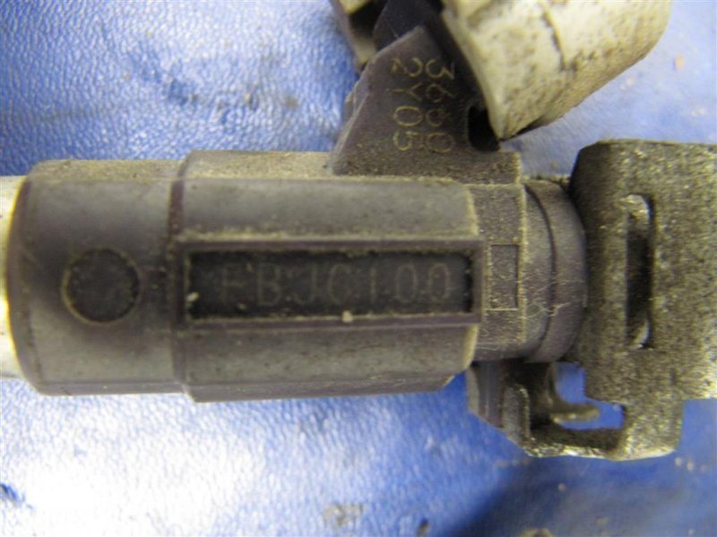 Форсунка топливная INFINITI G35 03-07 3.5 Форсунка топливная INFINITI G35 03-07 3.5