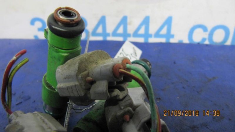 Форсунка топливная FX S50 03-08 Форсунка топливная FX S50 03-08