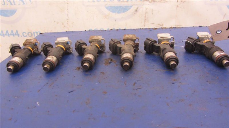 Форсунка топливная M35/M45 04-10 2007 Седан 3.5 VQ35DE