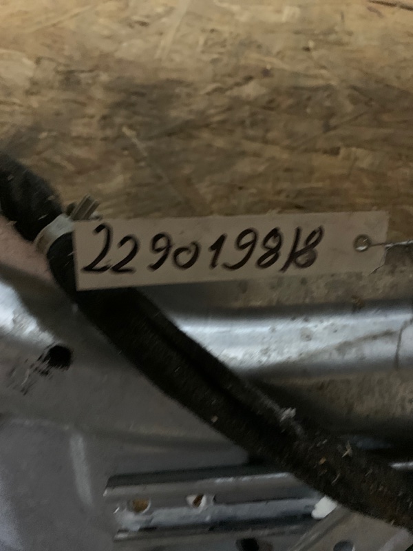 Стеклоподъемник передний правый SOUL AM 08-13 Стеклоподъемник передний правый SOUL AM 08-13