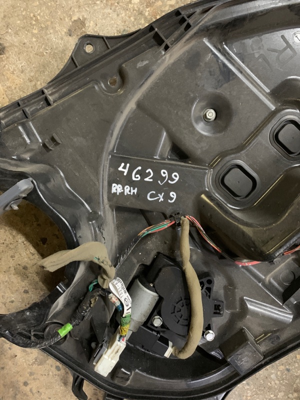 Стеклоподъемник задний левый CX-9 06-16