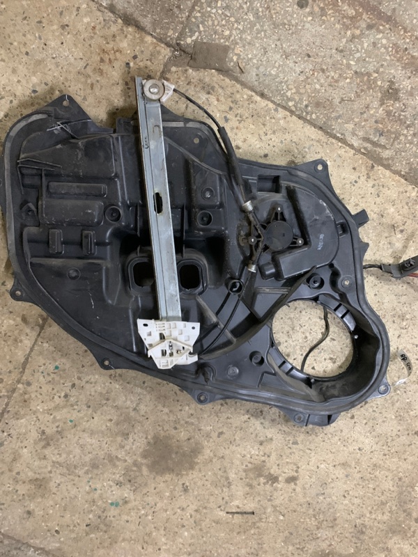 Стеклоподъемник задний правый CX-9 06-16