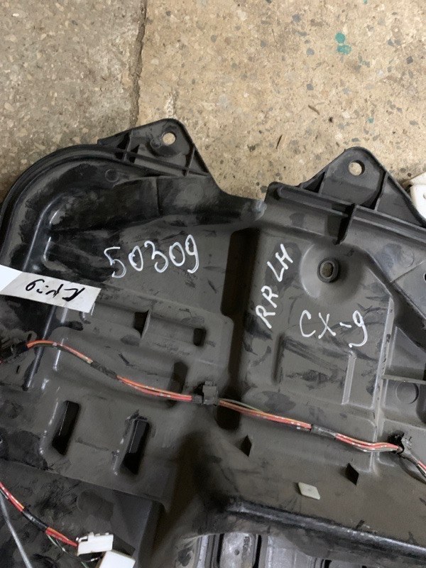 Стеклоподъемник задний левый CX-9 06-16