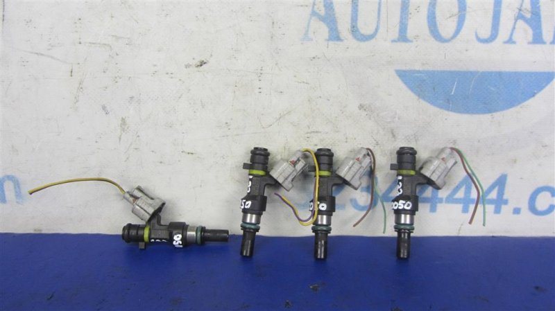 Форсунка топливная ALTIMA L33 12-18 2014 L33 2.5