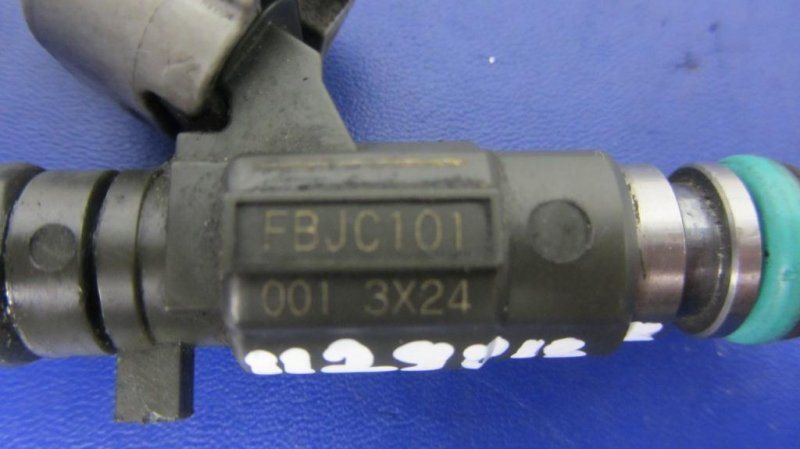 Форсунка топливная X-TRAIL T30 01-07 Форсунка топливная X-TRAIL T30 01-07