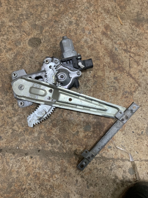 Стеклоподъемник задний левый MITSUBISHI LANCER X 10 07-15 5743A065 Б/У