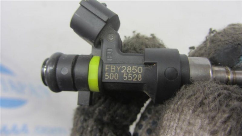 Форсунка топливная QASHQAI 07-14 MR20