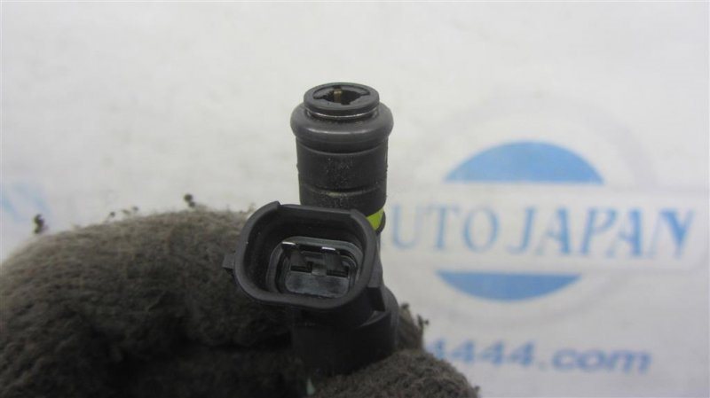 Форсунка топливная NISSAN QASHQAI 07-14 MR20