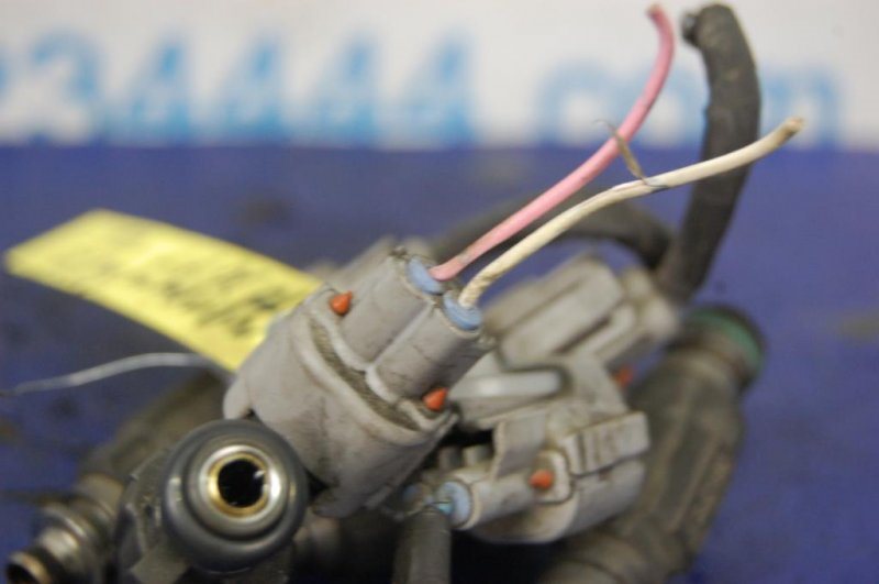 Форсунка топливная X-TRAIL T30 01-07 Форсунка топливная X-TRAIL T30 01-07