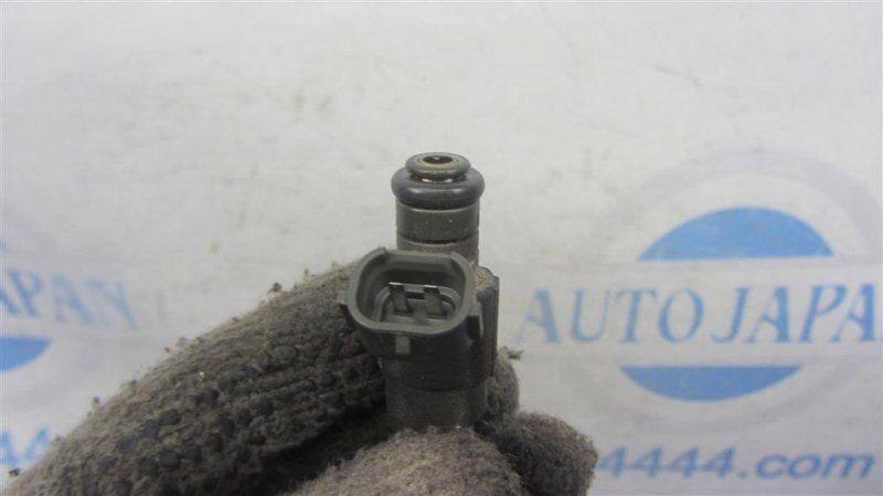 Форсунка топливная NISSAN MURANO Z50 02-07 VQ35 Форсунка топливная NISSAN MURANO Z50 02-07 VQ35