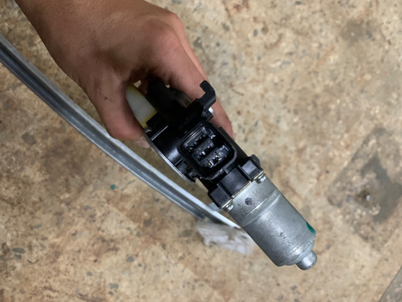 Стеклоподъемник задний левый SUBARU LEGACY 09-15 BM