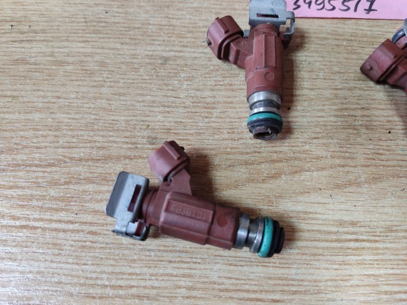 Форсунка топливная MICRA 03-11 Форсунка топливная MICRA 03-11