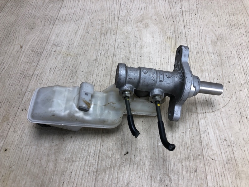 Главный тормозной цилиндр 3 BM 13-19 2016 BM 2.0 PE-VPS Главный тормозной цилиндр 3 BM 13-19 2016 BM 2.0 PE-VPS