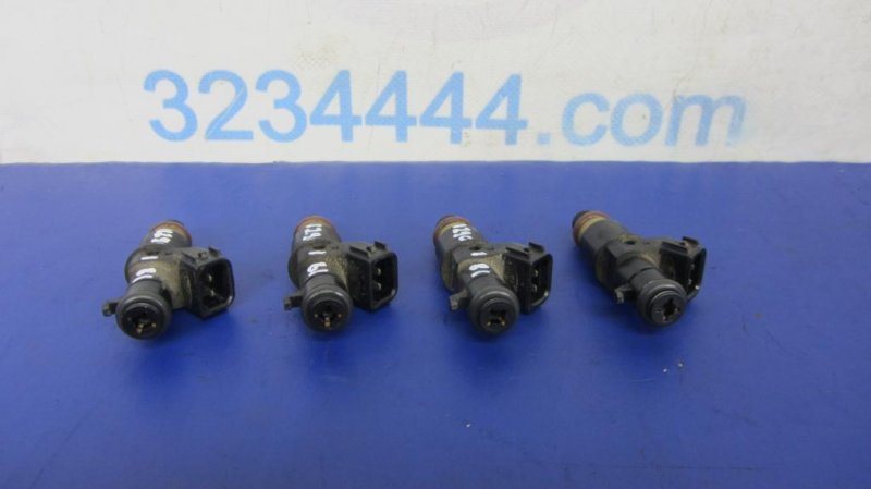 Форсунка топливная CIVIC 4D 06-11 FD