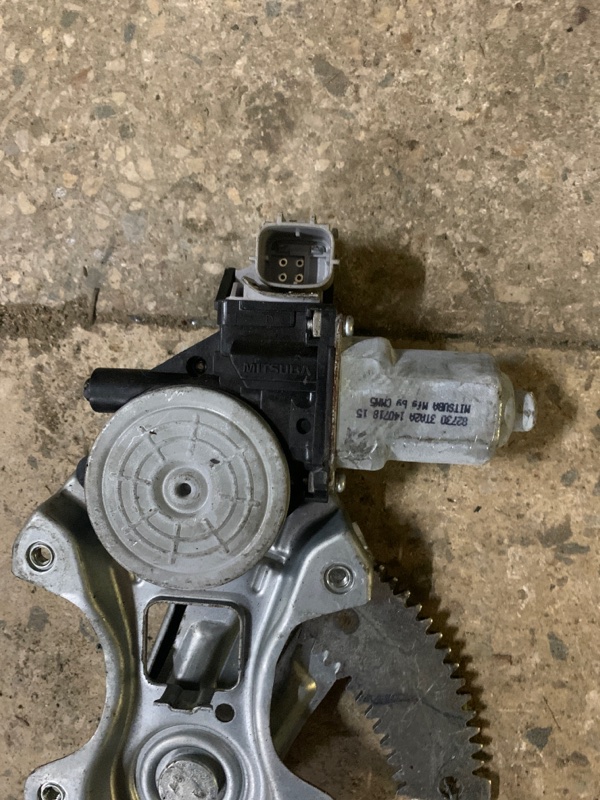 Стеклоподъемник задний правый NISSAN ALTIMA L33 12-18 L33 2.5