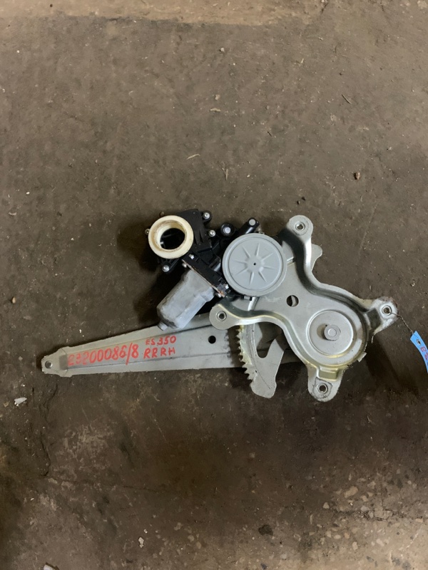 Запчасть стеклоподъемник задний правый LEXUS ES350 06-12 2009 Седан 3.5 69803-12180 Б/У Стеклоподъемник задний правый LEXUS ES350 06-12 2009 Седан 3.5 69803-12180 Б/У