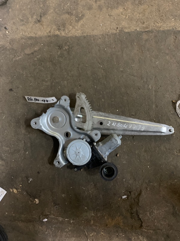 Стеклоподъемник задний правый TOYOTA CAMRY 40 06-11 2007 ACV40 2.4 2AZFE 69803-06110 Б/У