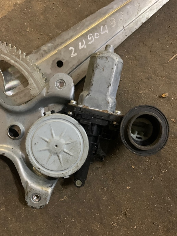 Стеклоподъемник задний правый TOYOTA CAMRY 40 06-11 ACV40 2.4 2AZFE