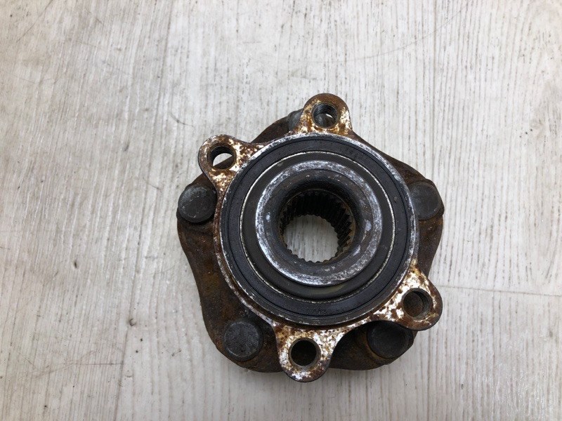 Ступица передняя NISSAN NV200 USA 13- 2015 M20XUS 2.0 MR20DE 19316545 Б/У