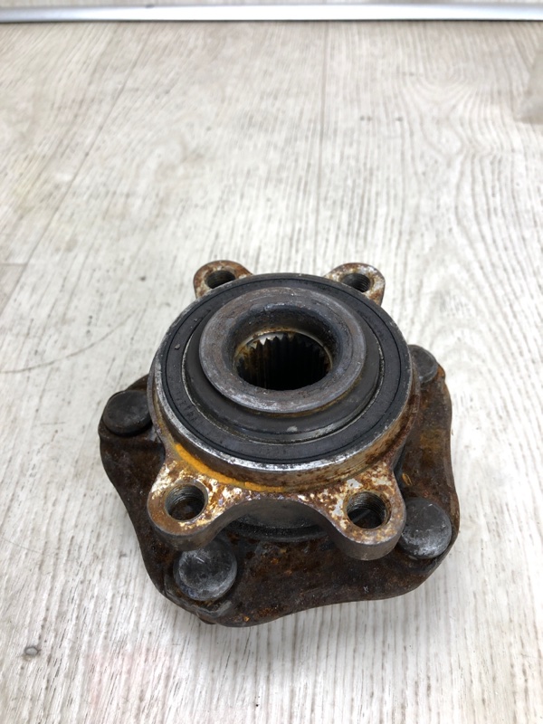 Ступица передняя NISSAN NV200 USA 13- M20XUS 2.0 MR20DE