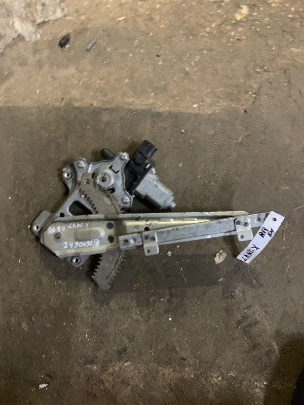 Стеклоподъемник задний правый MITSUBISHI LANCER X 10 07-15 2008 Седан 2.0 5743A066 Б/У