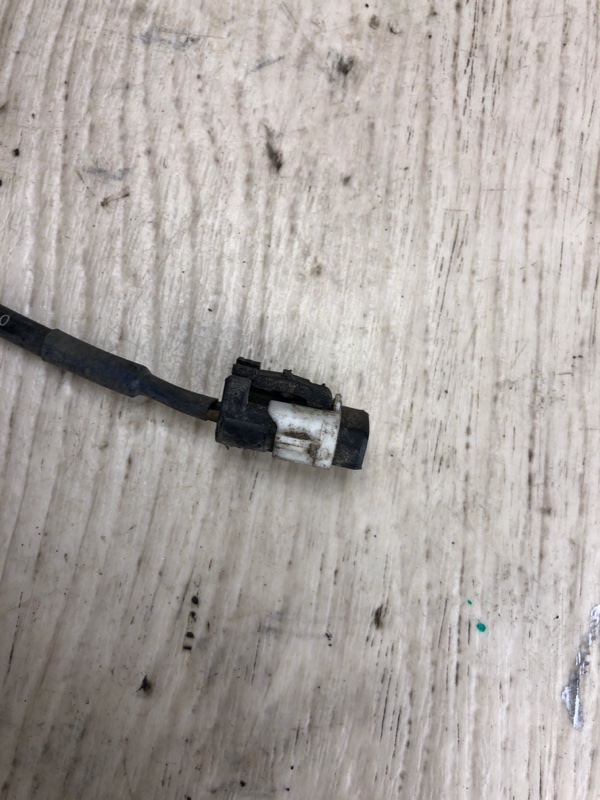 Датчик ABS передний левый KIA SORENTO XM 09-14 XM 2.4 G4KJ Датчик ABS передний левый KIA SORENTO XM 09-14 XM 2.4 G4KJ