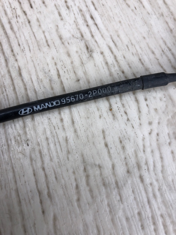 Датчик ABS передний левый SORENTO XM 09-14 2009 XM 2.4 G4KE Датчик ABS передний левый SORENTO XM 09-14 2009 XM 2.4 G4KE