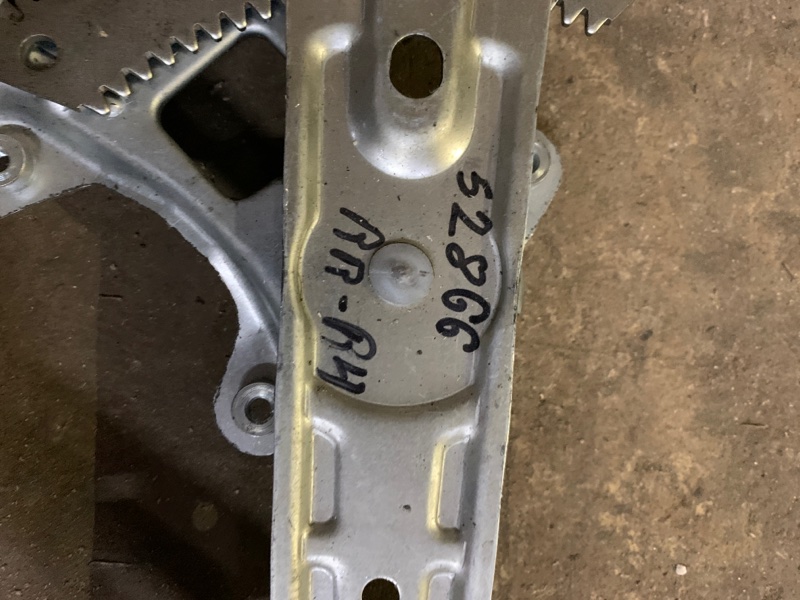 Стеклоподъемник задний правый NISSAN MURANO Z51 07-14