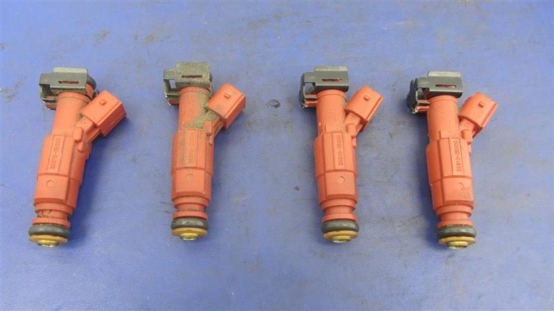 Запчасть форсунка топливная HYUNDAI TUCSON TL 15-20 G4NA 35310-2E000 Б/У Форсунка топливная HYUNDAI TUCSON TL 15-20 G4NA 35310-2E000 Б/У