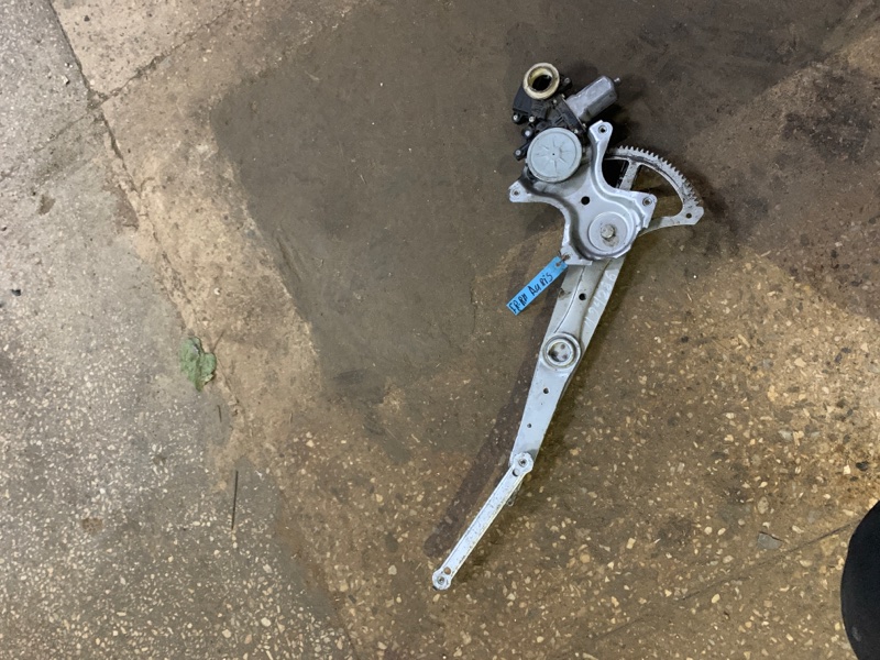 Стеклоподъемник передний правый TOYOTA AURIS 06-12 Стеклоподъемник передний правый TOYOTA AURIS 06-12