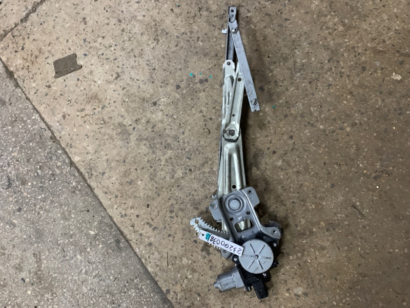 Стеклоподъемник передний правый MITSUBISHI OUTLANDER XL 05-13 2007 Внедорожник 3.0 5713A088 Б/У